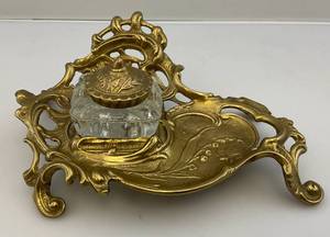 lot 181 image: Vintage Art Deco Cast Brass & Glass Inkwell Set