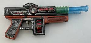 lot 182 image: 1960s Tetsujin Double Barrel T28 Ray Gun 12 Made In Japan (Needs Some Work Barrels Dont Move In & Out) But Could Be Fixed. Everything Else Works