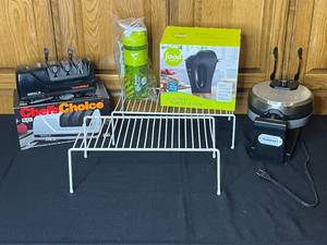 lot 17 image: Kitchen Accessories Lot - Chefs Choice Sharpener, Food Network Mixer, Cuisinart Waffle Maker & More