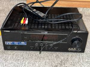 lot 60 image: Yamaha Natural Sound AV Receiver RX-V565