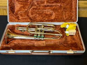 lot 71A image: Professional Trumpet with Case and Accessories
