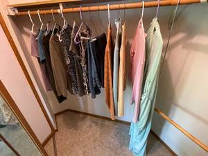 lot 121 image: Mixed Lot of Womens Clothing - Various Brands & Sizes Approx SZ 6, XS, SM, M