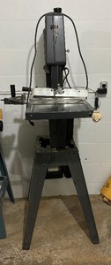 lot 143 image: Sears Craftsman 113.243300 Band Saw-Sander