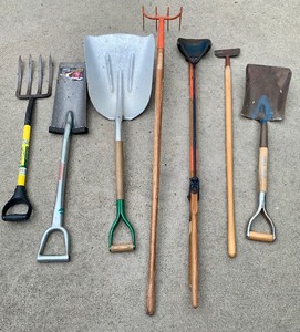 lot 22 image: Variety of Lawn and Garden Tools