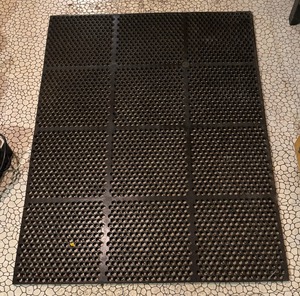 lot 137C image: Black Rubber Mat