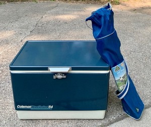 lot 282 image: Outdoor Collapsible Quad Chair and Coleman Cooler