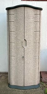 lot 374 image: Tall Rubbermaid Storage Cabinet