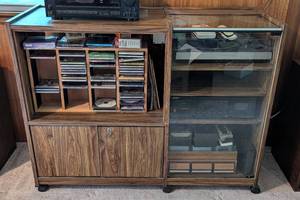 lot 54 image: Vintage Gusdorf Entertainment Cabinet