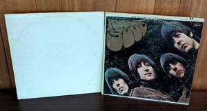 lot 60 image: The Beatles White and Rubber Soul Albums