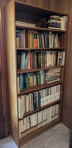 lot 213 image: Large Variety of Books