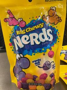 lot 32 image: FL 4 - Nerds