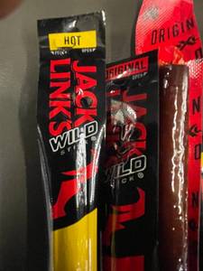 lot 43 image: CT 4 - Jack Links Wild Stick Variety Pack