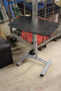 Adjustable Height Rolling Table