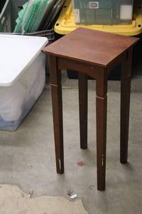 24 Wooden Square Display Table