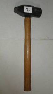 lot 21 image: 3Lb Cross Pein Hammer