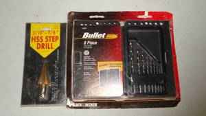 lot 227 image: Set of HSS Step Bit-316-78 & Black & Decker Bullet 8 Pc Pilot Point Drill Bit Set-116-14