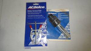 lot 226 image: (2 Items) ACDelco Battery Terminal Puller & Belt Type Oil Filter Wrench