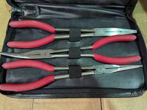 lot 118 image: 3 Piece 10 Plier Set with Case