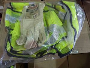 lot 140 image: 3 Piece Safety Set - 2 High vis Vest and Pair Large Lined Grain Pigskin Gloves