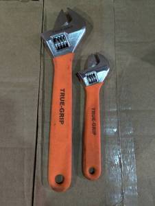 lot 165 image: Set of 2 Adjustable Wrenches - 10 & 8 True-Grip