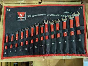 lot 173 image: 14 Piece Metric Combination Wrench Set With Soft Grip - 03607A