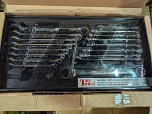 lot 174 image: T&E Tool - 18 Piece Combination Wrench Set