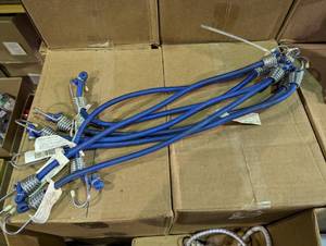 lot 199 image: Set of 7 Heavy Duty Bungee Cords - 24 - Blue
