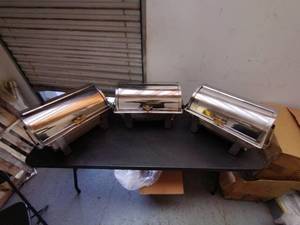 lot 150 image: (3)&nbsp8 Qt.&nbspStainless Steel Roll-top Buffet Chafers includes a shallow chafing pan and a set of sterno holders