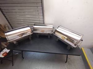 lot 160 image: (3)  8 Qt. Stainless Steel Roll-top Buffet Chafers includes a shallow chafing pan and a set of sterno holders