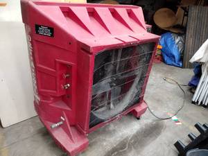 lot 10 image: Port-a-Cool Cyclone 2000 Portable evaporative machine. Sells for $2,899