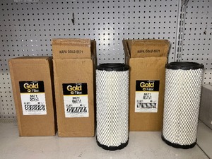 lot 133 image: (3) Napa Gold Filters 6671