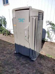 lot 162 image: Large High Tech II Porta-Potty
