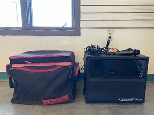 lot 77 image: VocoPro 160 watt PA system with reverb with 2 corded microphones