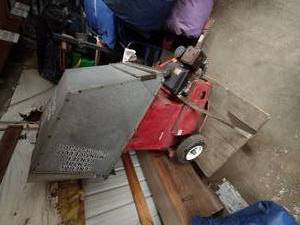 lot 12 image: Chipper powered by Kohler Command Pro 14