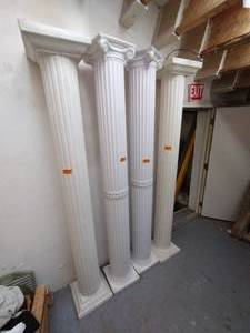 lot 171 image: (4) White Columns. 95 H