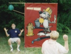 lot 223 image: Balloon splash game in case