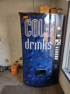 lot 228 image: Dixie Narco Cold Drinks Vending Machine With 6 selections.