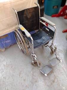 lot 237A image: Wheelchair with footrests
