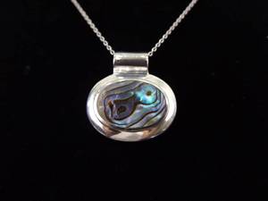 .925 Sterling Silver Inlayed Blue Abalone Pendant Necklace