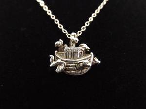 .925 Sterling Silver Noahs Ark Pendant Necklace