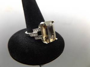 .925 Sterling Silver Tanned Crystal Ring Size 7.75