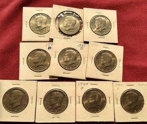 (10) Kennedy Half Dollars
