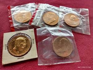 (5) Presidential Medals