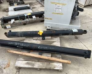 lot 6023 image: Two Used Cylinders