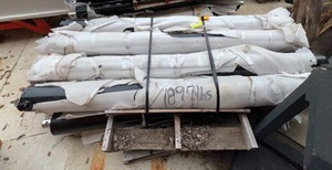 lot 6040 image: Eight Large Hydraulic Cylinders
