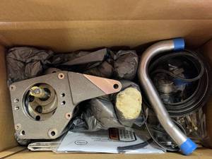 lot 7090 image: Ford Clutch Pump Kit