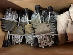 lot 6097 image: KP60 Pneumatic Controllers (qty 21)
