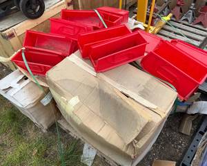 lot 5155 image: Parts Bins