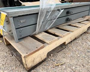 lot 7112 image: Drawer Set