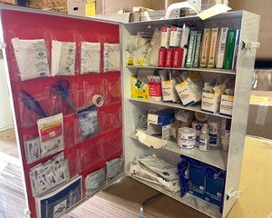lot 9213 image: First Aid Cabinet